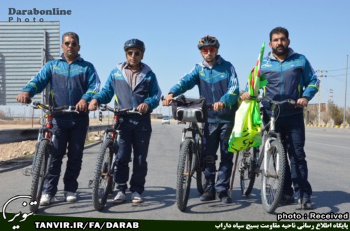 دوچرخه سواران نیروی دریایی مسیر 600 کیلومتری شرق فارس را رکاب می زنند