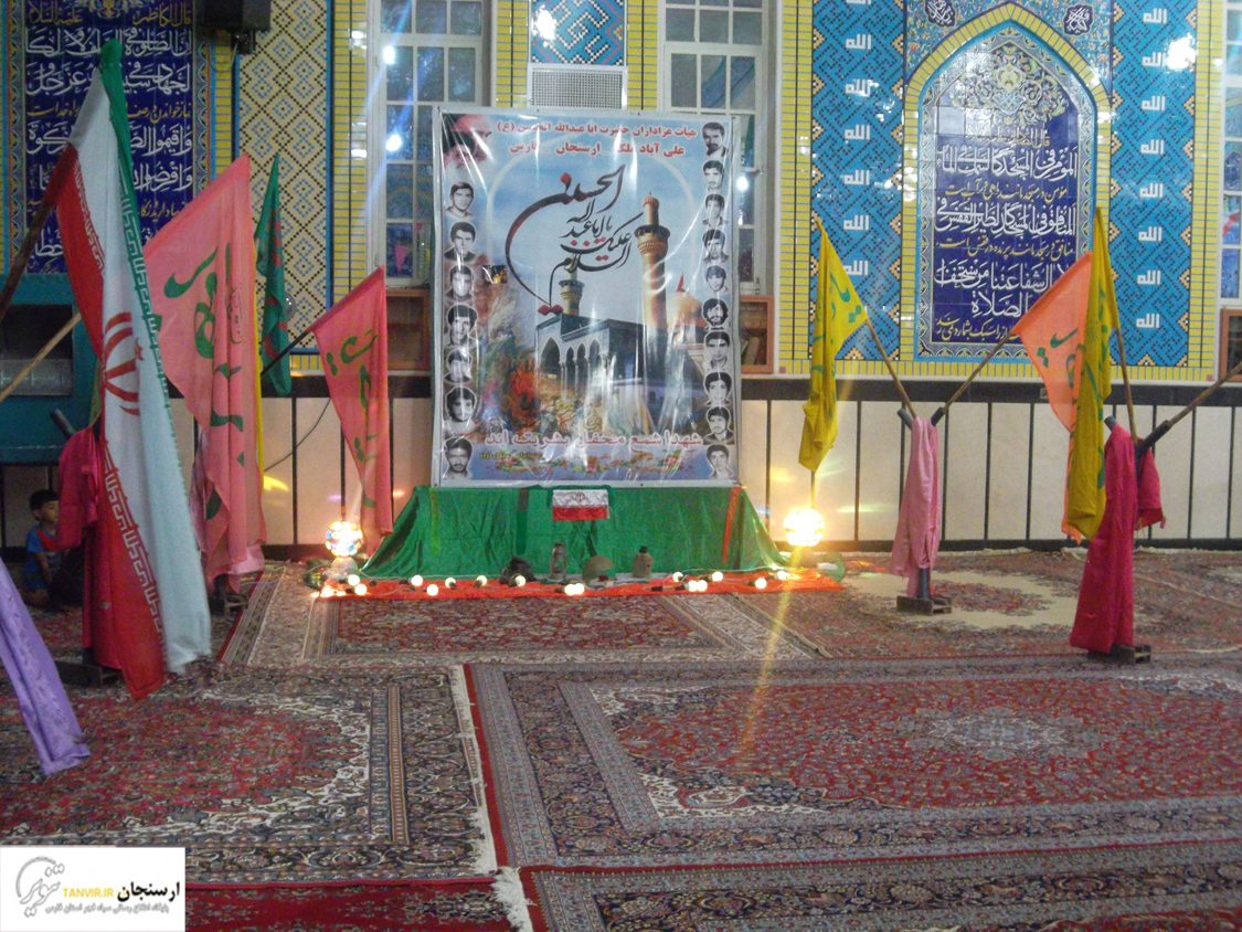 در ششمین روز از هفته دفاع مقدس همایش رزمندگان دفاع مقدس در مسجد علی آباد برگزار شد.