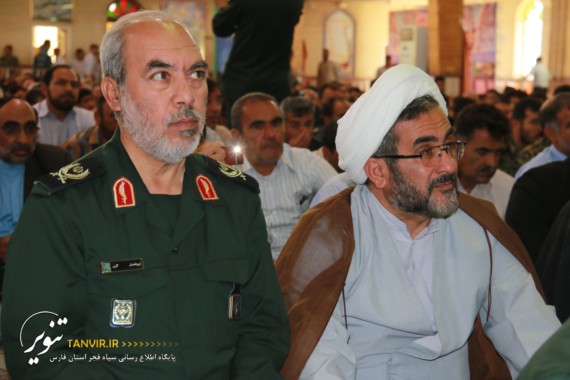 نیروهای بسیجی جهان اسلام در کنار مردم ایران ایستاده اند