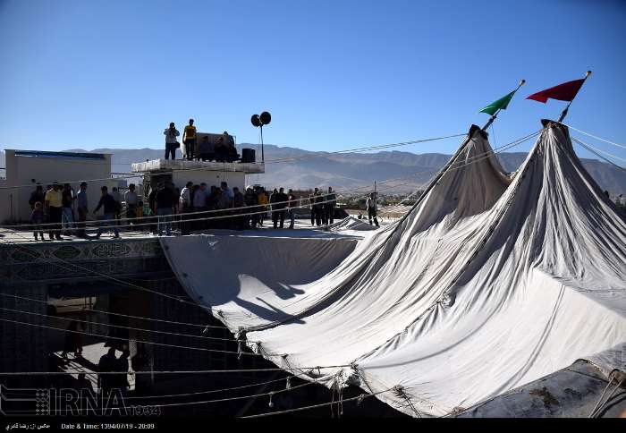 برپایی خیمه گاه های 126 ساله حسینی در زرقان فارس