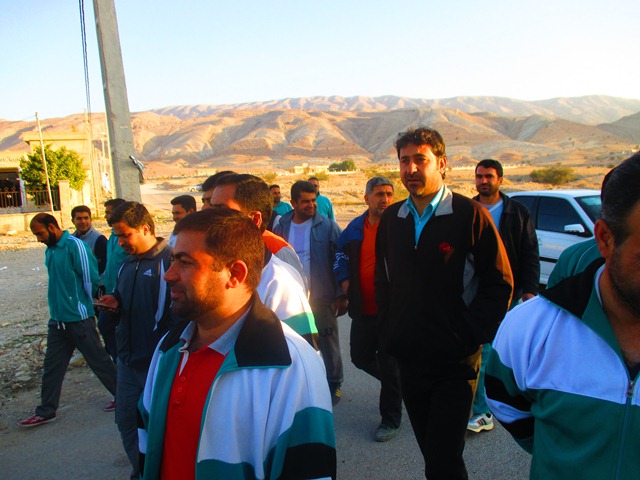 مراسم پیاده روی کارمندان  توسط بسیج ادارات شهرستان