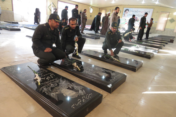 برگزاری مراسم میثاق با شهدا با حضور پاسداران سپاه لامرد + تصاویر
