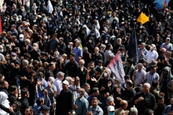 آیین پیاده‌روی جاماندگان اربعین حسینی در شیراز برگزار شد